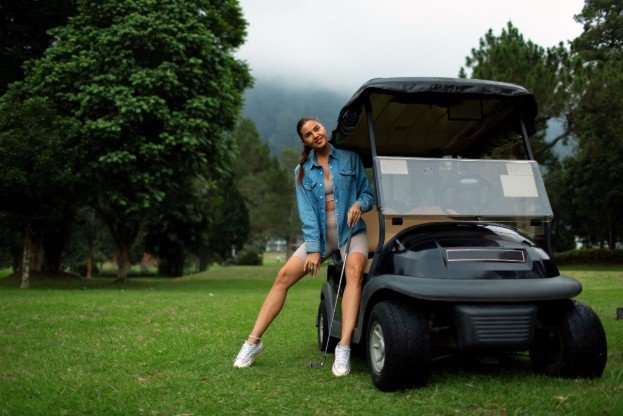Is a Garage Safe for Golf Clubs in Humid States