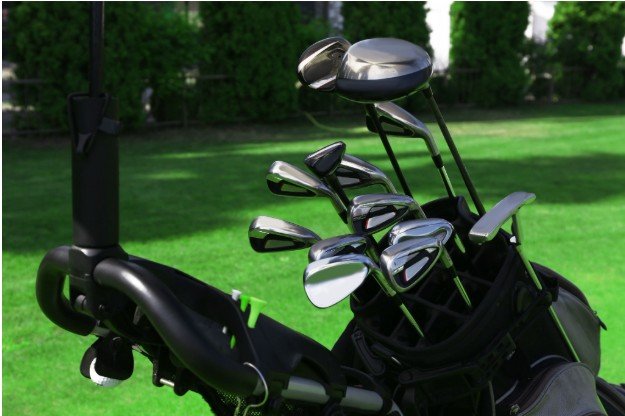 What Features Keep Oversized Putter Grips From Getting Stuck