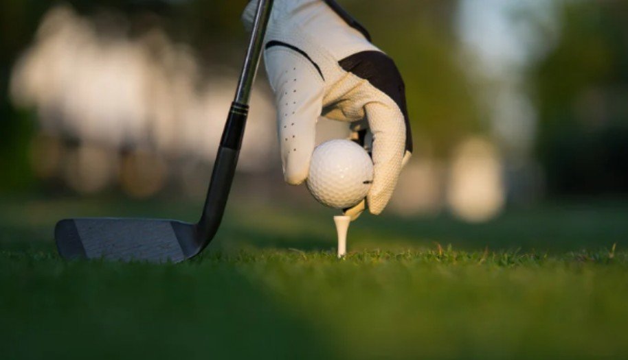 What to Expect on Your First Golf Course: Play It Smart